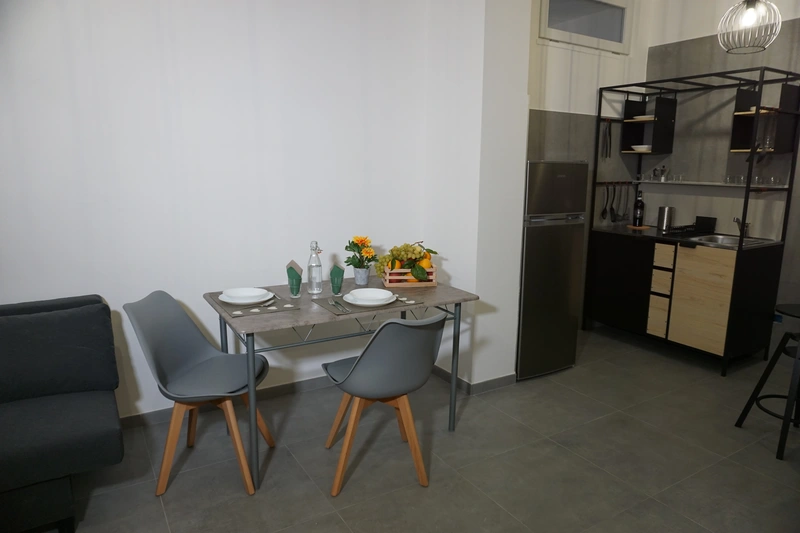 4. APPARTAMENTO SOGGIORNO e cucina