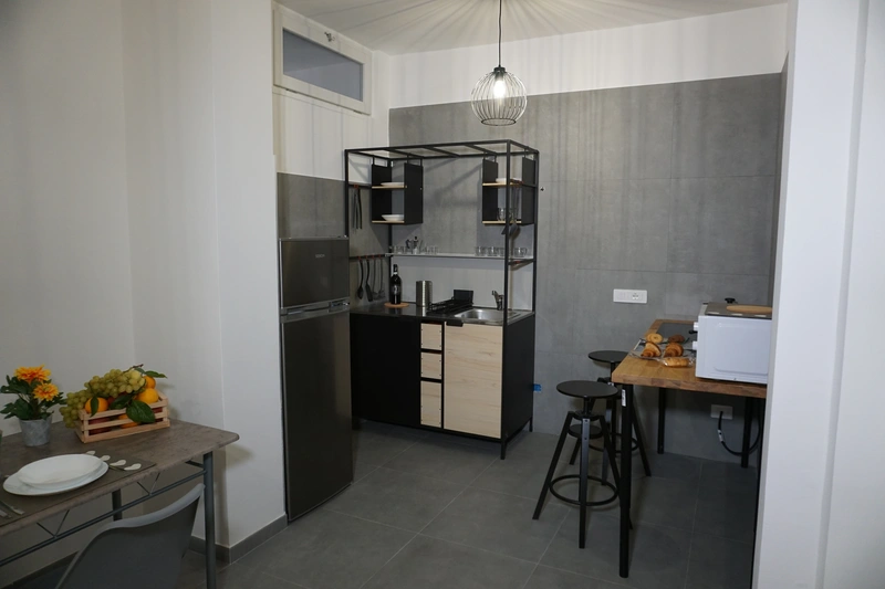 5 bis. APPARTAMENTO ANGOLO CUCINA